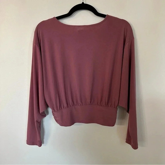 Forever 21 Contemporary Long Dolman Sleeve Maroon V-Neck Cropped Top Size L GUC - Picture 8 of 8